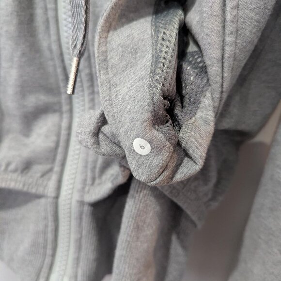 Lululemon Grey Catch A Breath Oversized Hoodie Athleisure Women's 6 Crop Yoga - Picture 5 of 9
